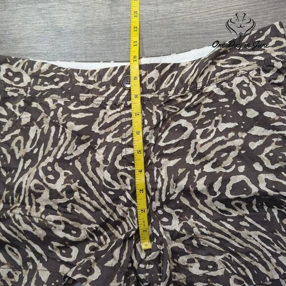 Loft Flat Front Shorts Size 8 - Picture 4 of 7